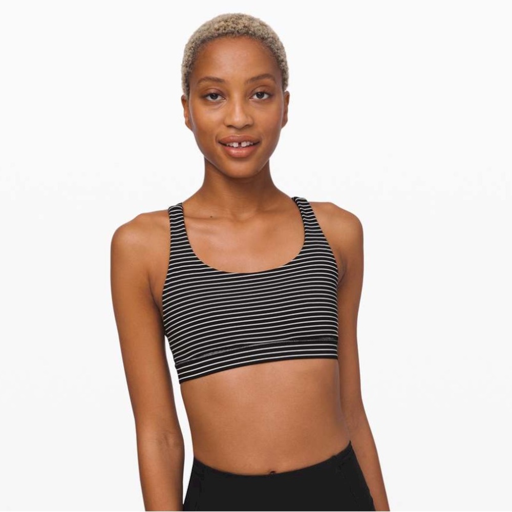 LULULEMON BRA SIZE 4